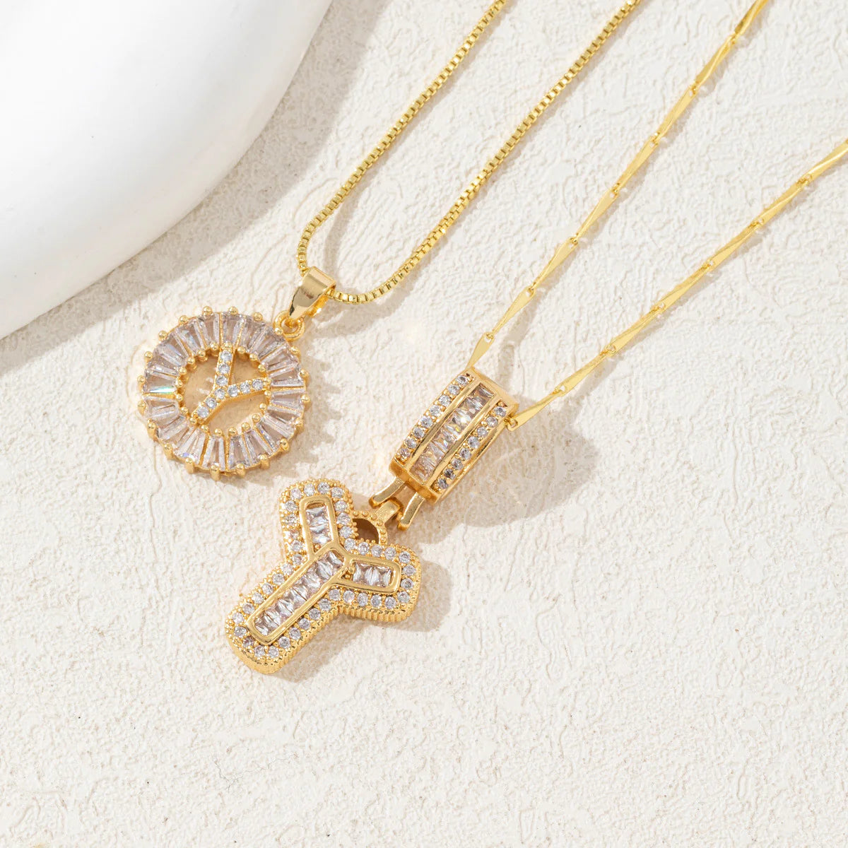 Copper Zirconium Gold Flower Pendant Set